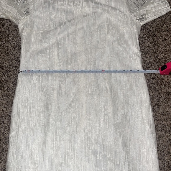 ST. EMILE WHITE SHEER OVERLAY DRESS Sz 10 Very versatile in excellent condition. - Picture 6 of 13